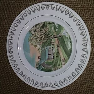 - Currier & Ives Spring Decorative Plate